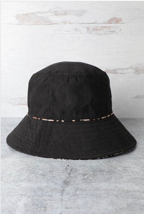 Leopard Print Reversible Bucket Hat